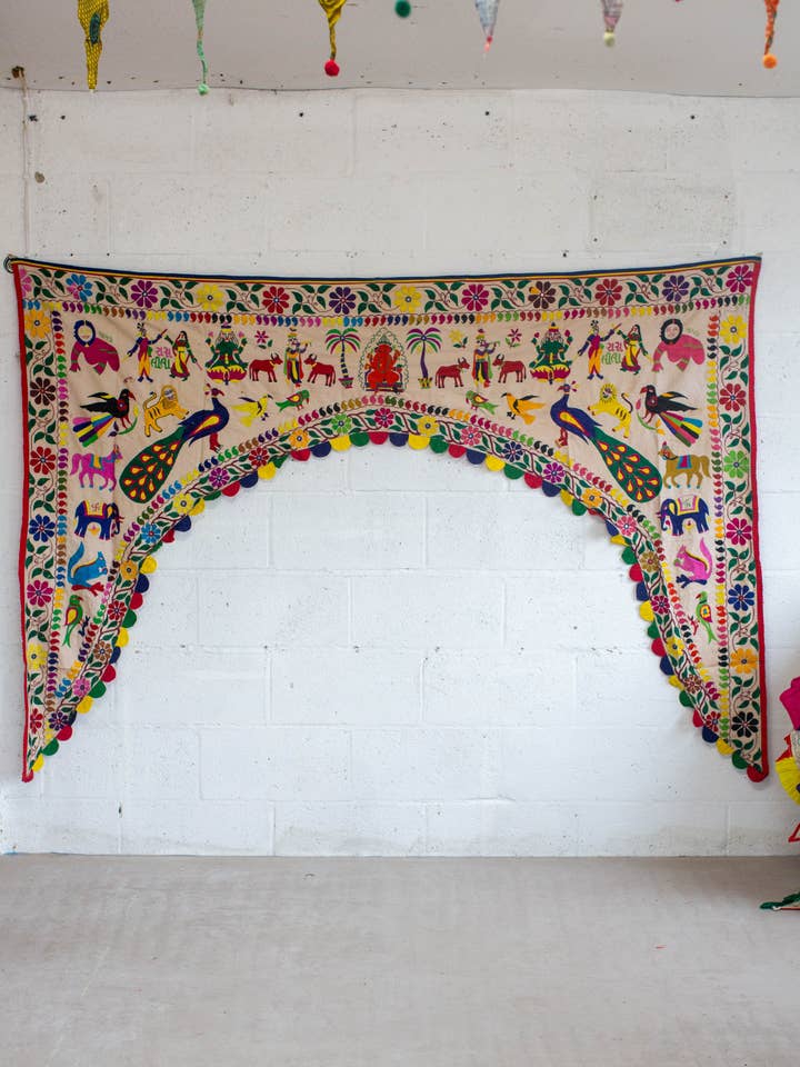 XL Vintage Toran for wholesale by The India Shop