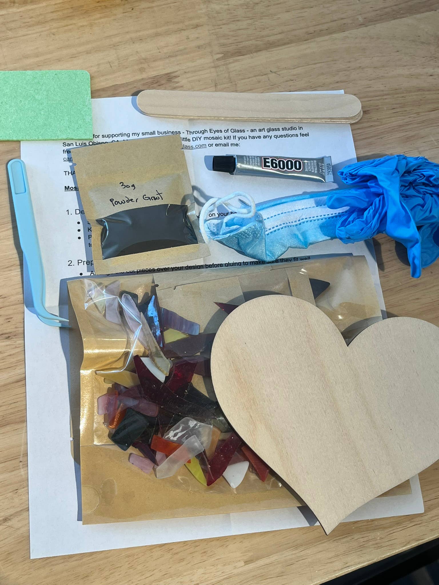 Through Eyes of Glass – wholesale DIY craft kit – Stained Glass Mosaic Kit2