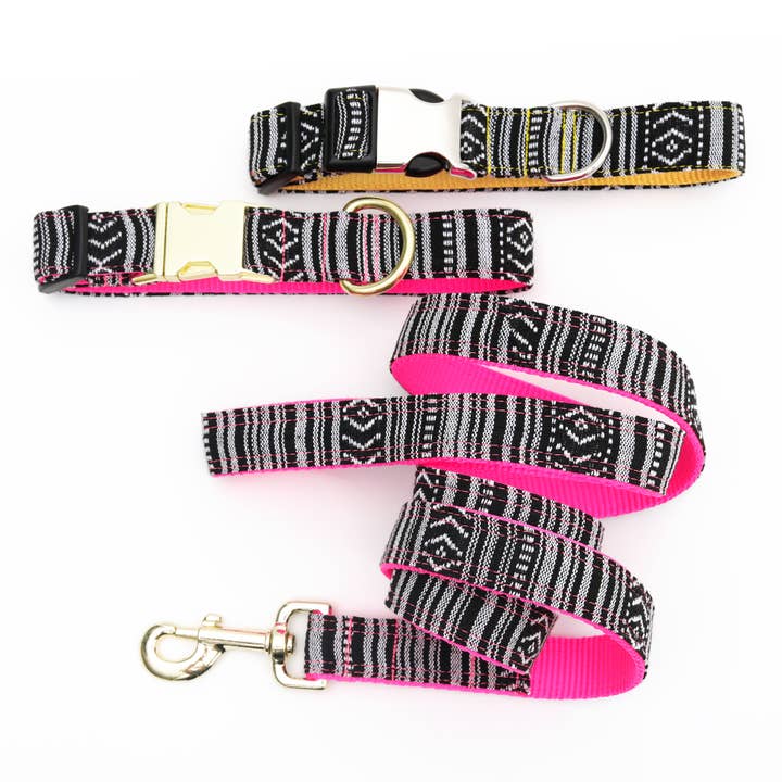 Paz Schwarz-weiß Sarape Stranddecke Hundehalsband für den Großhandel von Mimi Green