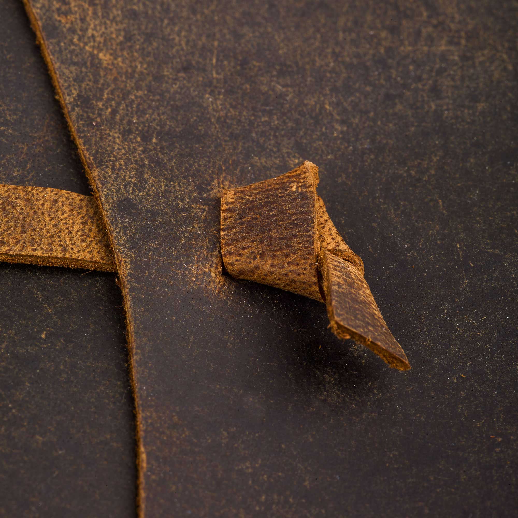 The Paper High Gift Company Limited - Vendita all'ingrosso Diari/agende - Diario avvolgente in pelle di bufalo - fatto a mano2