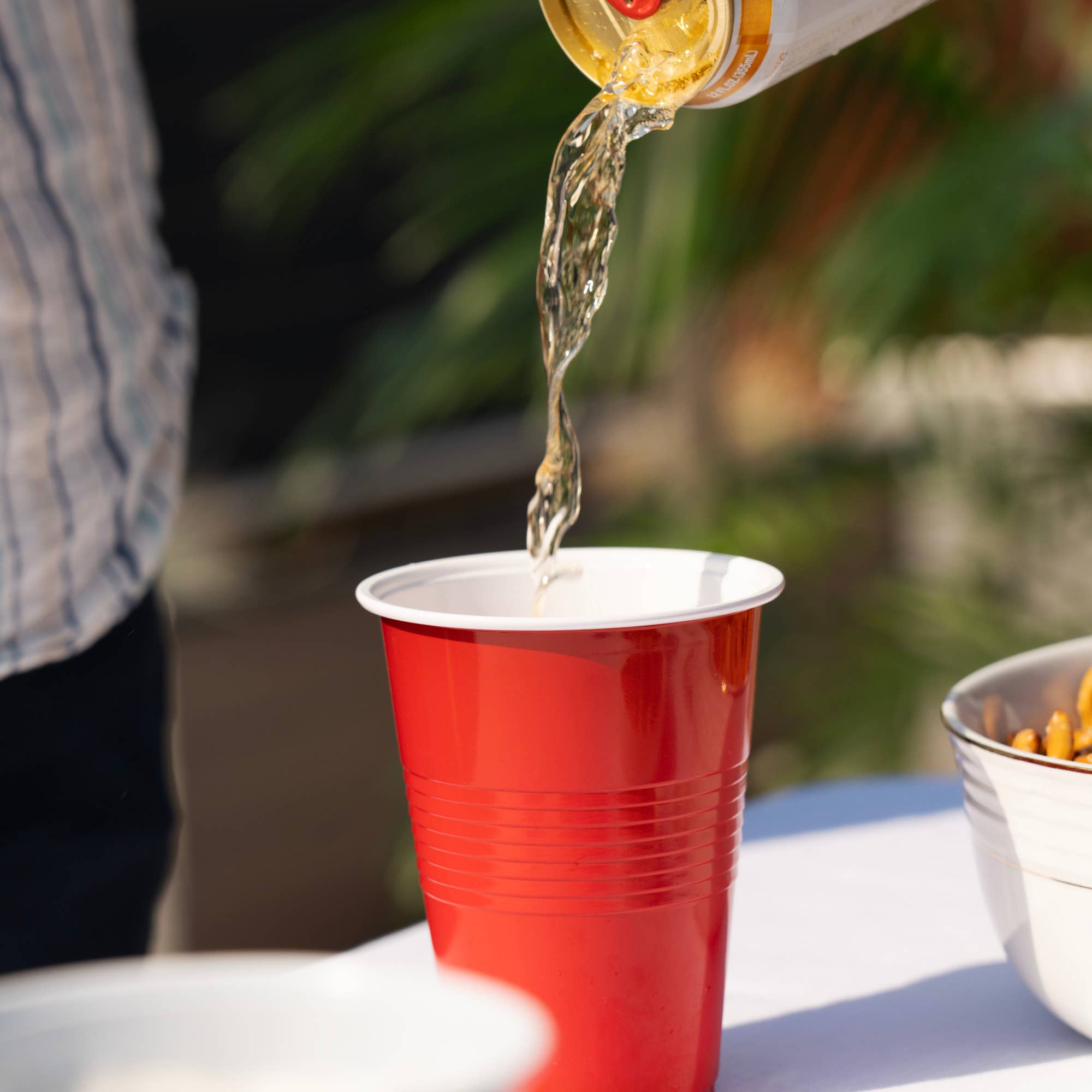 TRUE - Wholesale Disposable Cup - Party Disposable Plastic Cups Pack of 50 ASST COLORS9