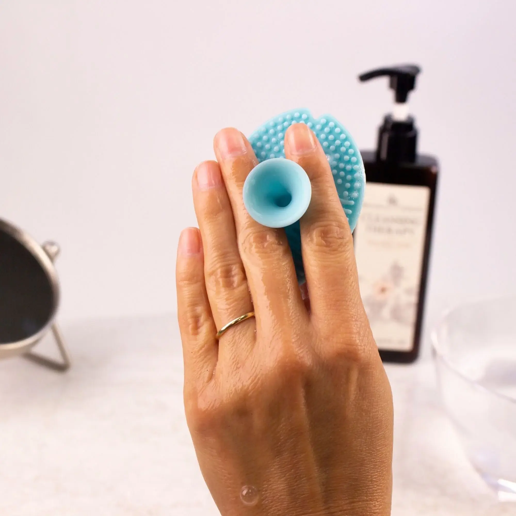 Innobaby on Faire - Wholesale Hair Brush/Comb - Kids & Baby - Silicone Mini Bath Scrub for Babies / Cradle Cap Brush5