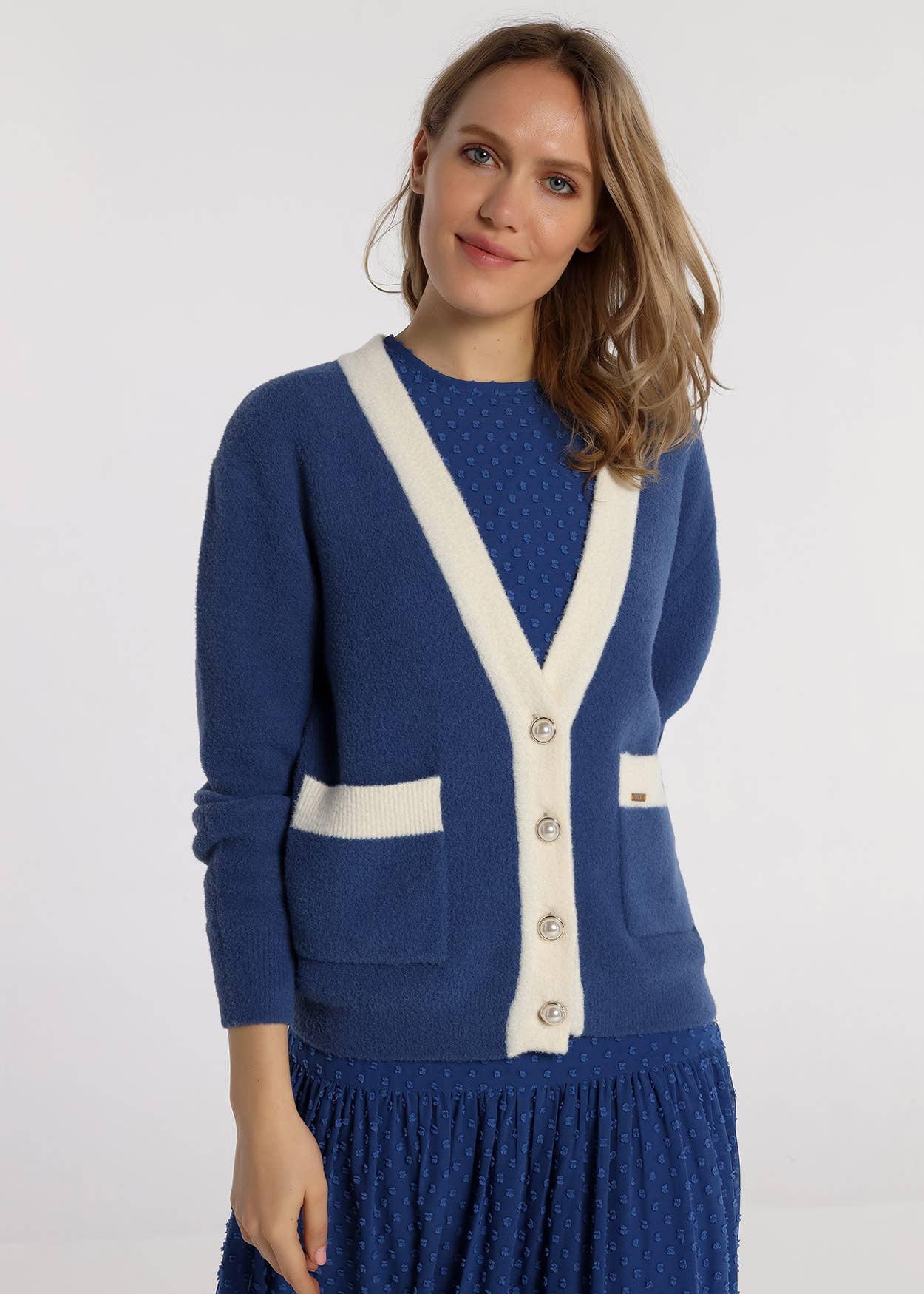 Blue V&LUCCHINO - Cardigan M for wholesale on Faire0
