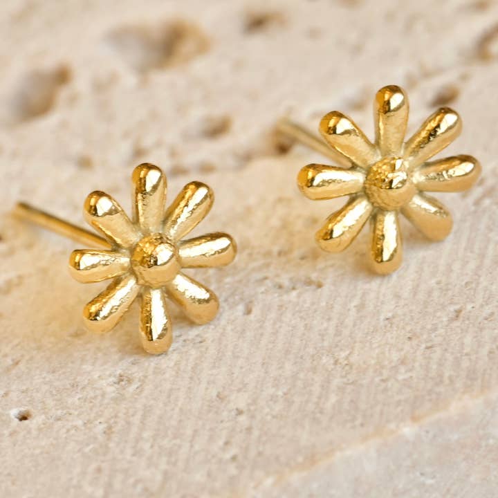 Blueyejewelry - Vendita all'ingrosso Orecchini a bottone - Tiny Flower Studs - Orecchini a forma di fiore in oro 18k anti ossidazione
