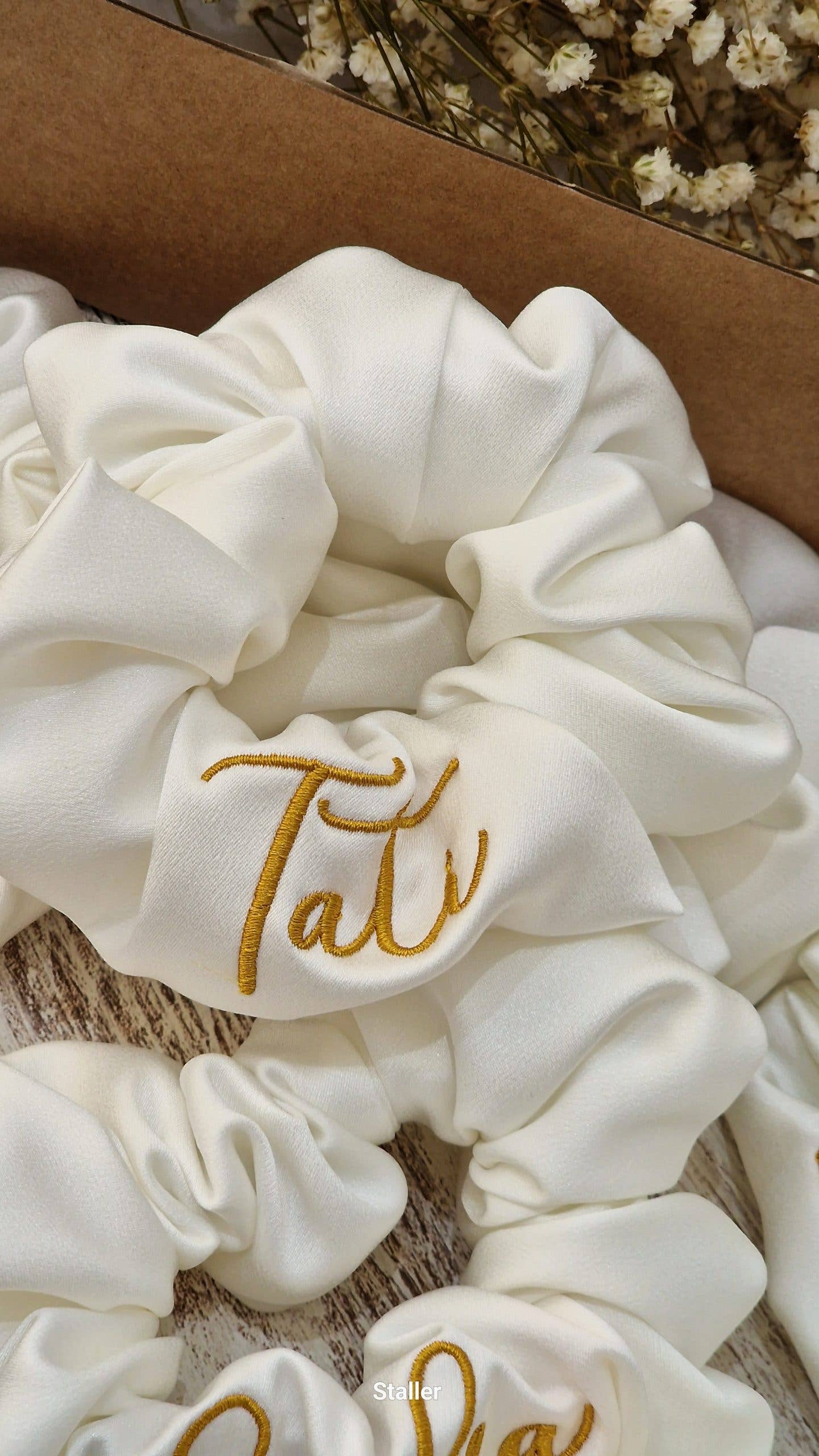 Staller - Wholesale Hair Clip - Women's - Custom Satin Scrunchies3