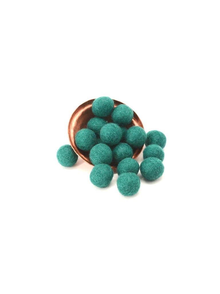 Woollyfelt – wholesale Decorative tabletop object – Jade Green Felt Pom Poms | 2 CM0