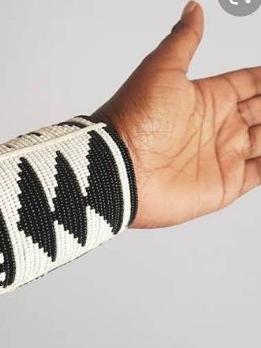 Masai Perlenhandgefertigtes Hochzeitsarmband mit kostenlosem Versand für den Großhandel von Delight merchants