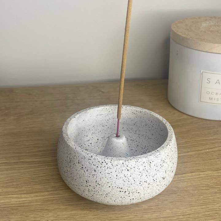 Concreates - Wholesale Incense Holder - Concrete Circular Incense Holder Bowl | Incense Burner | Minimalist Home Decor4