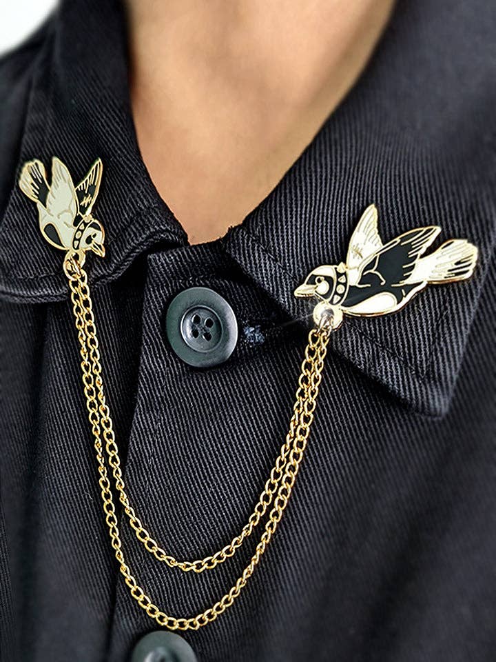 Useless Treasures - Wholesale Brooch - Love Birds | Collar Enamel Pin3