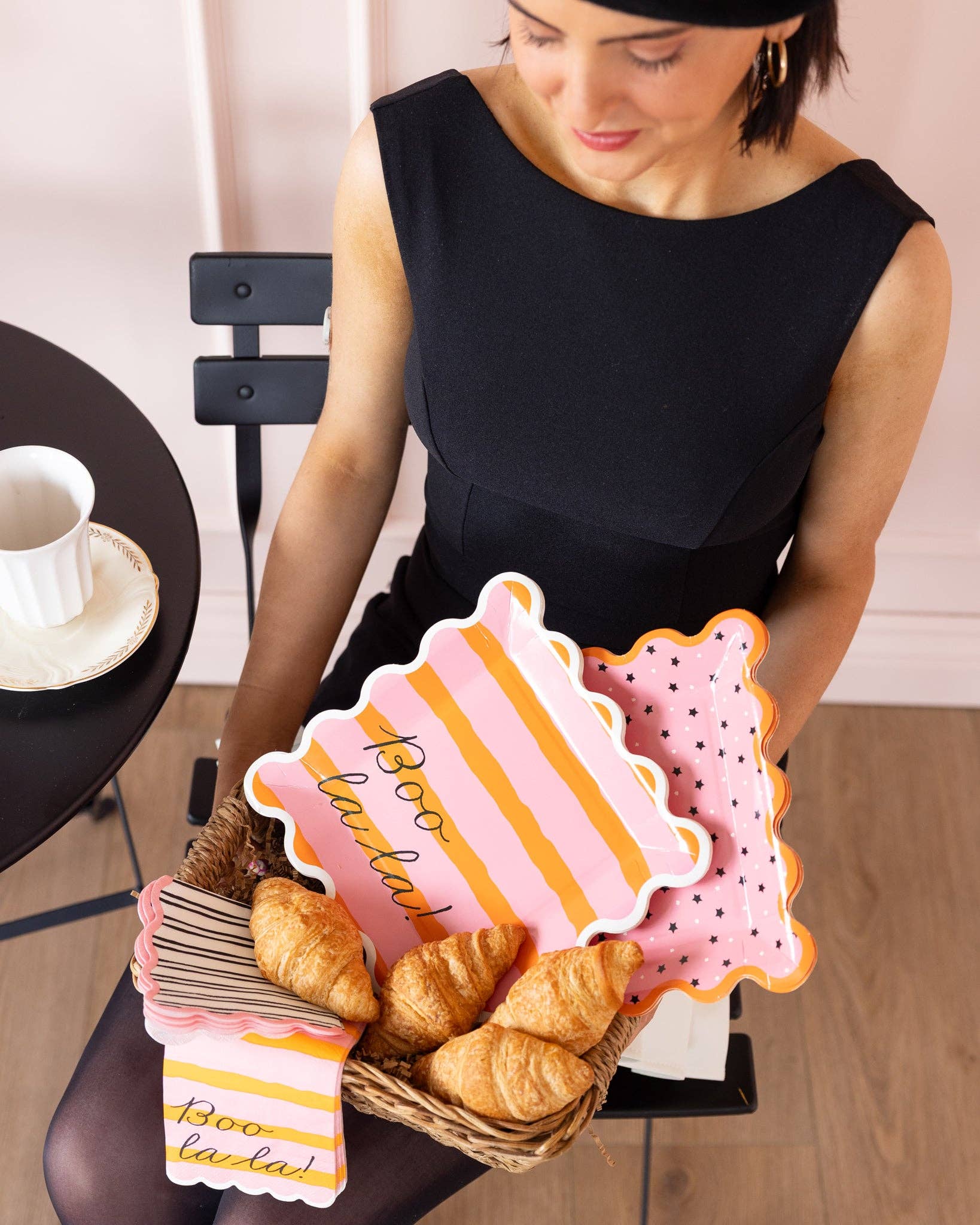 My Mind’s Eye - Wholesale Disposable Plate - BLL1240 - Pink with Black Star Paper Plate2