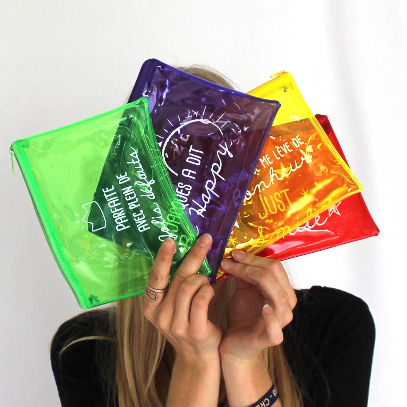 FRENCH TENDANCE - Vente Trousses de maquillage/cosmétique - TROUSSE NEON MAKE-UP - EXISTE EN 4 COUELURS7