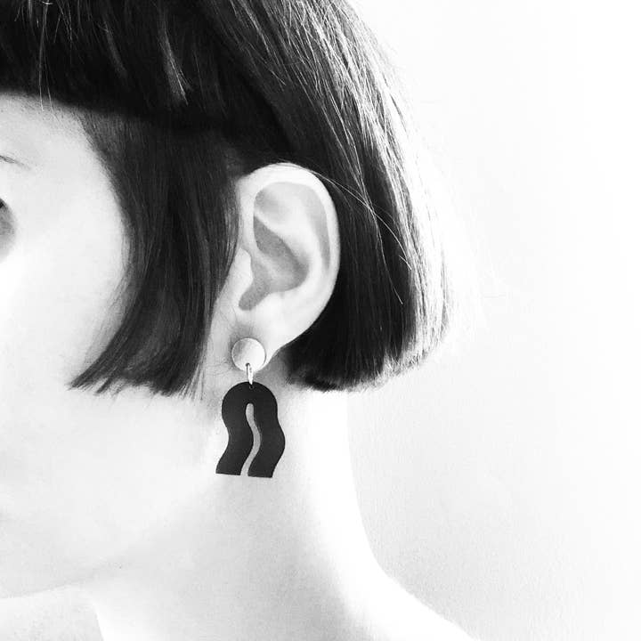 mimimono - Wholesale Stud/Post Earrings - Recycled plastic earrings SPECTRAL BLUE1