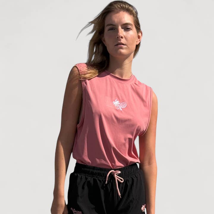 DÉBARDEUR DE COURT POUR FEMMES PERFORMANCE - ROSE PÂLE pour la vente par Vacay All Court Apparel