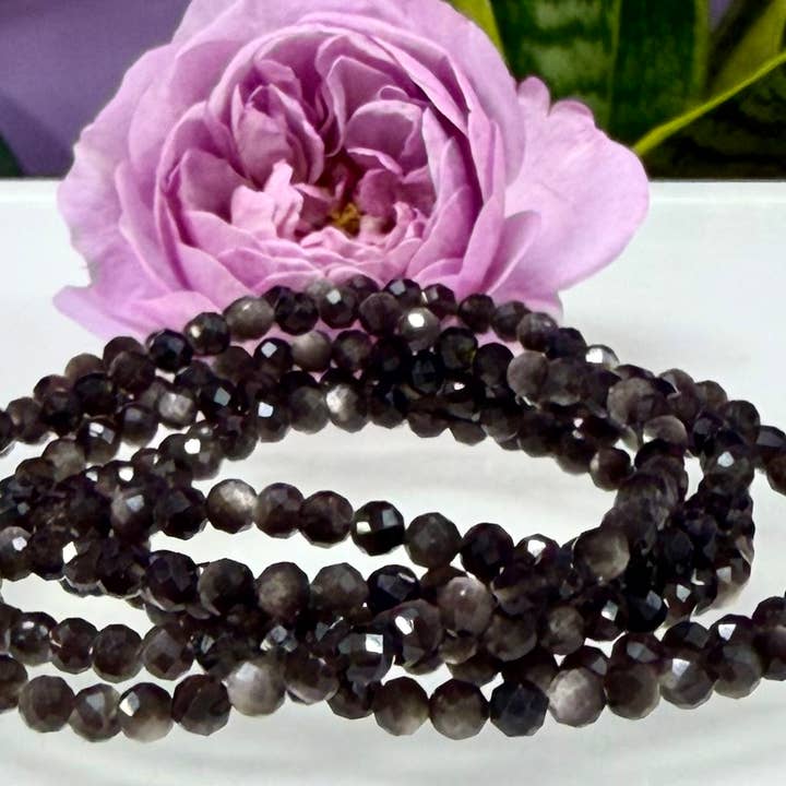 Pulsera de cristal de obsidiana de brillo plateado facetada de 4 mm natural para venta al por mayor de KayleeNYC