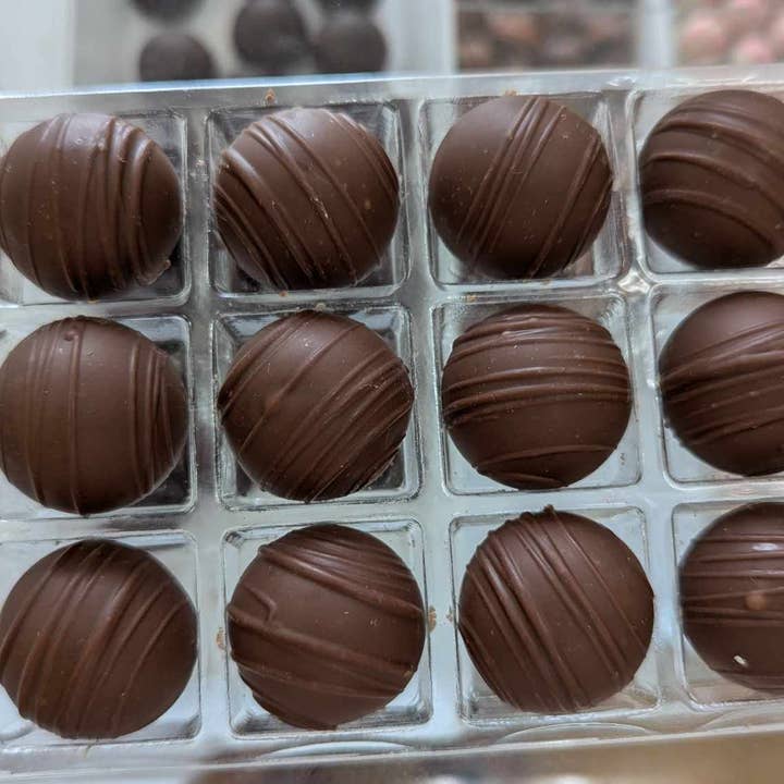 Color Me Chocolate - Venta al por mayor Caja de bombones - Trufas de chocolate - Champán