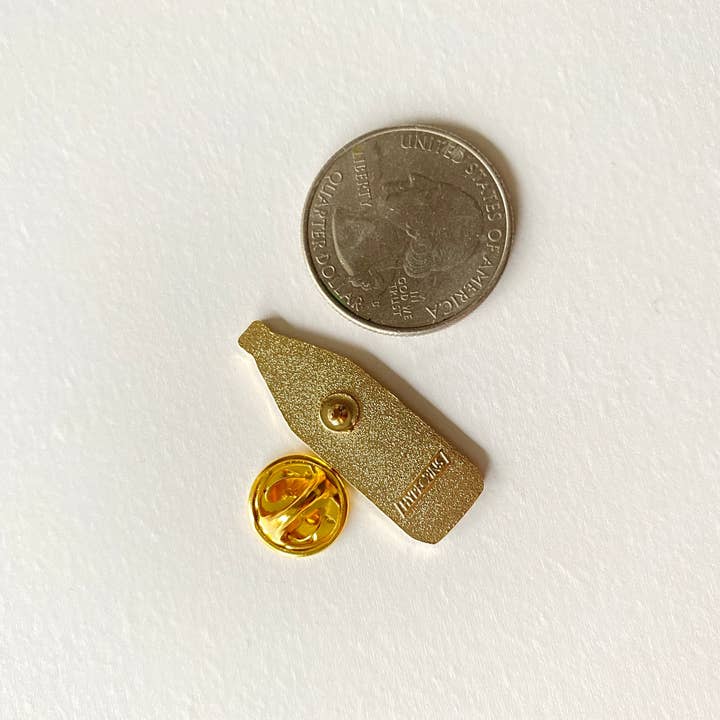 Hype Pins - Wholesale Lapel Pin/Button - 40oz Old English Malt Liquor2