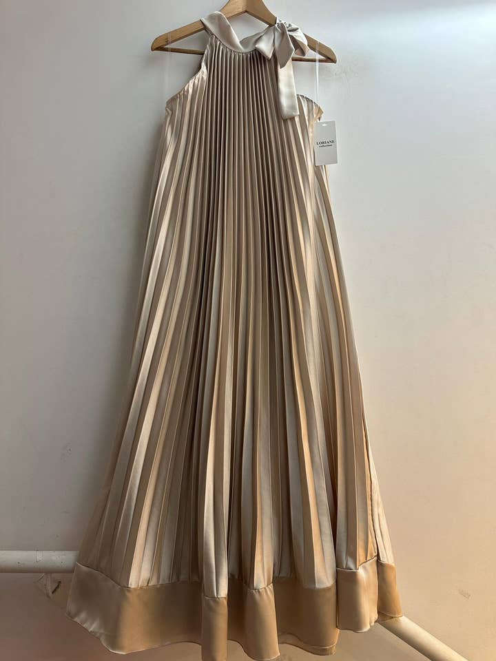 LORIANE - Wholesale Dress - Women's - 7207/61118 Pleated long dress