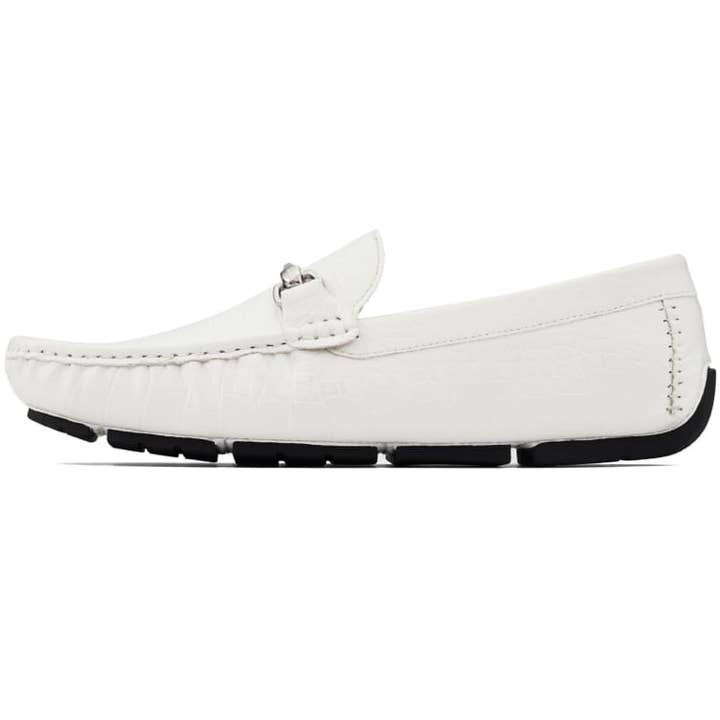 Titus White for wholesale on Faire2