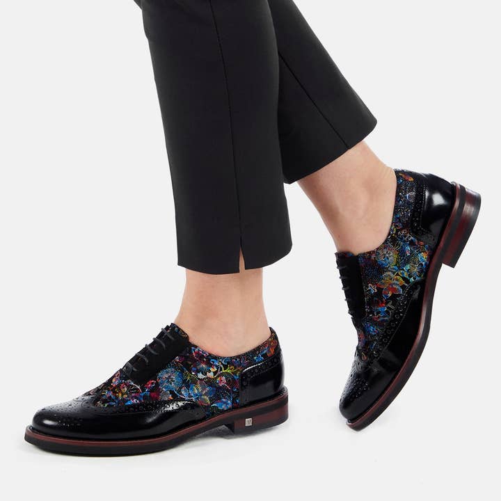 Embassy London – wholesale Brogue shoes – Women's – Vivienne - Black Flower11
