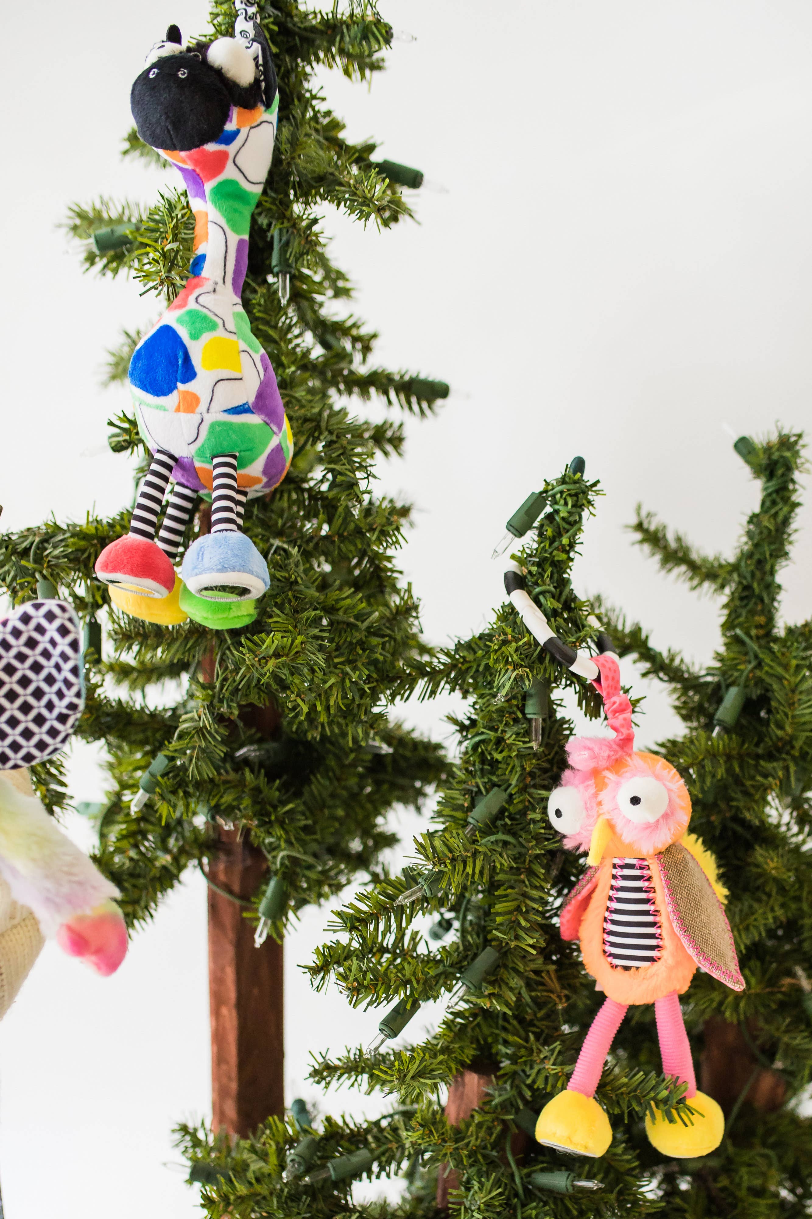 Inklings Baby - Wholesale Hanging Rattle - Baby - Ollie the Oddball Oddbird Chime & See Attachable Hanging Toy2