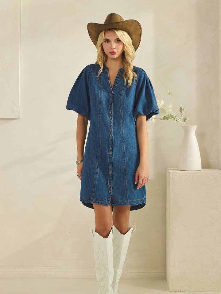 V-RINGAD KLÄNNING MED DUBBELKNAPPAR för wholesale av Star Drop