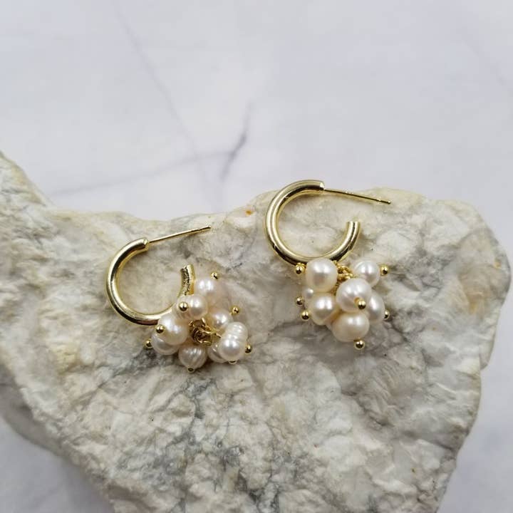 The Pretty Jewellery - Wholesale Dangle Earrings - Freshwater Pearl Cluster Earrings1