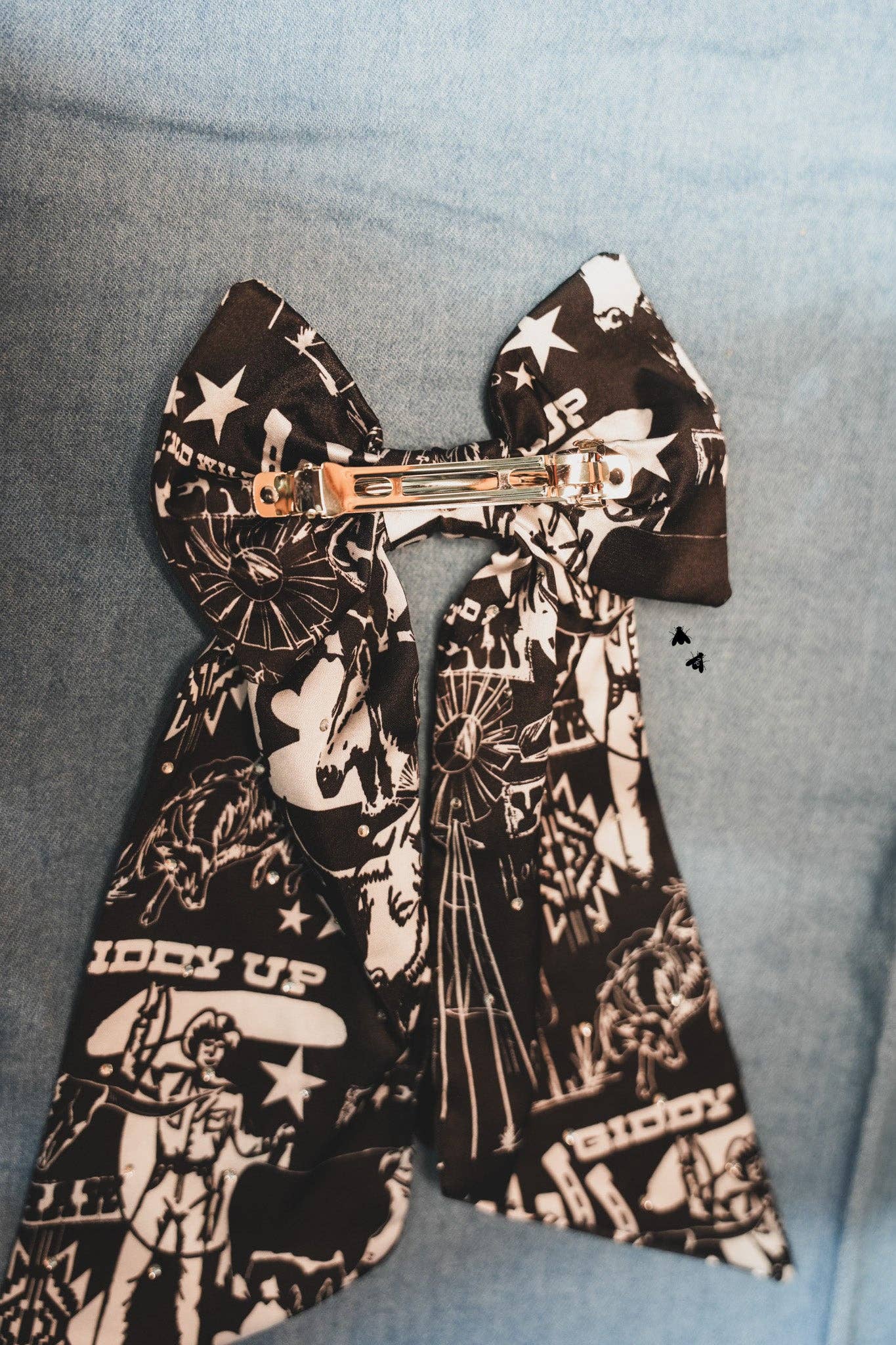 2 Fly Co - Wholesale Screen Printed T-Shirt - Women's - WESTERN PREP BOW *TEJAS THINGS15