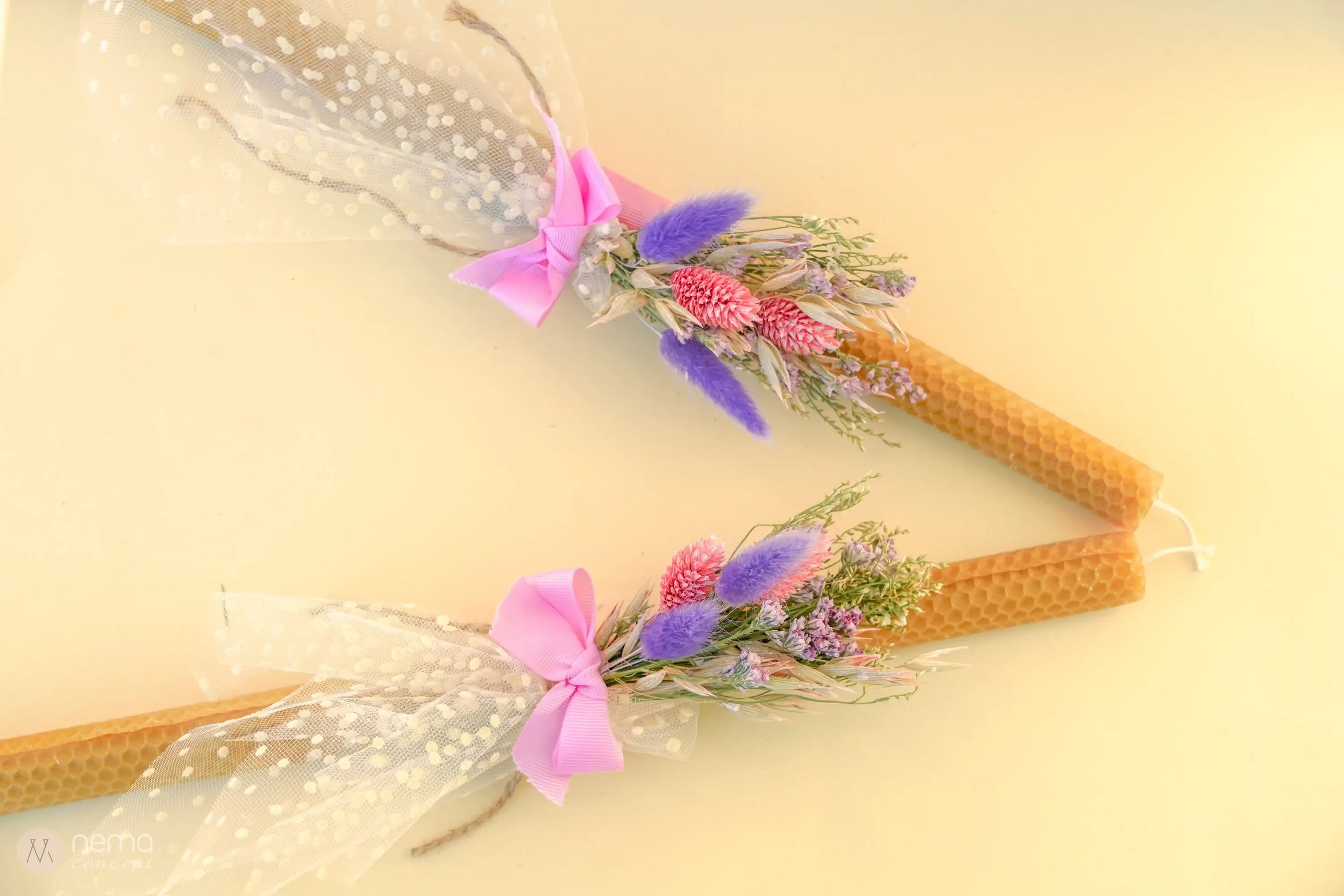 Nema Concept – Vela/castiçal cónico por atacado – Velas de cera de abelha para Páscoa com flores secas0