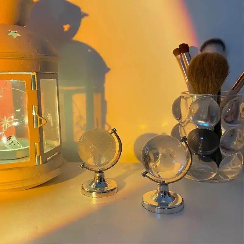 Magnifique Hearts - Wholesale Decorative Tabletop Object - Mini Crystal Globe: World Map Ornament for Home Office Decor1