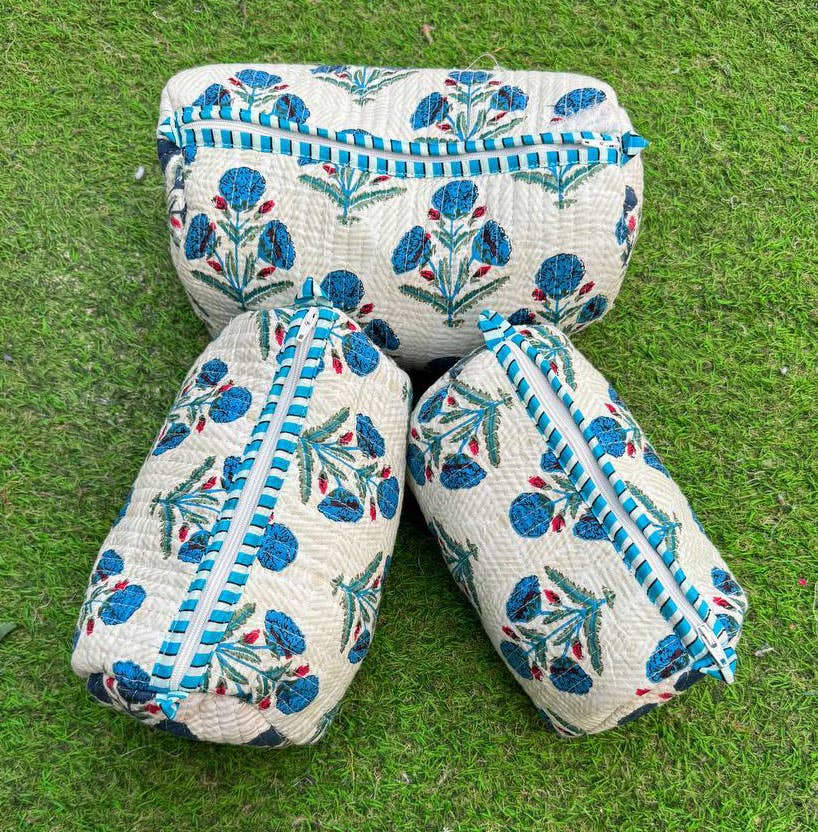 bhavnas boutique - Wholesale Makeup/Cosmetic Bag - Floral Printed Cosmetic Bag Women Bag Indian Quilted Cotton