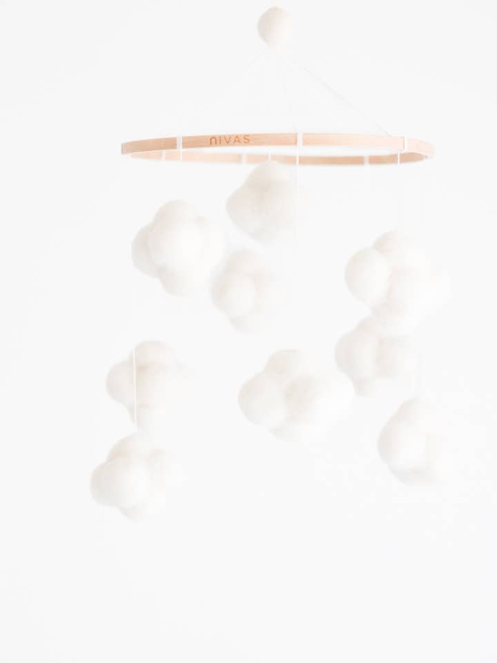 Móvil de cuna de nubes hecho a mano para venta al por mayor de Nivas