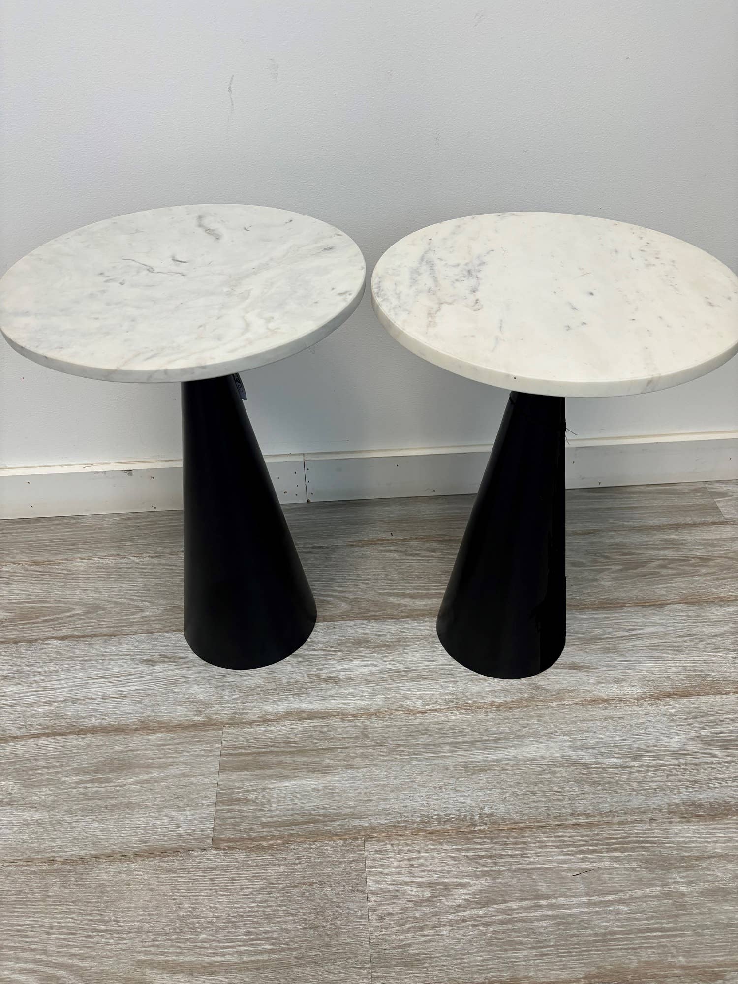Multi Lg Round Marble Table 13.5"Dia for wholesale on Faire6