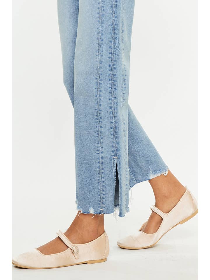 MEDIUM OPEN PACK MID RISE STRAIGHT LEG JEANS-KC3310M for wholesale on Faire5