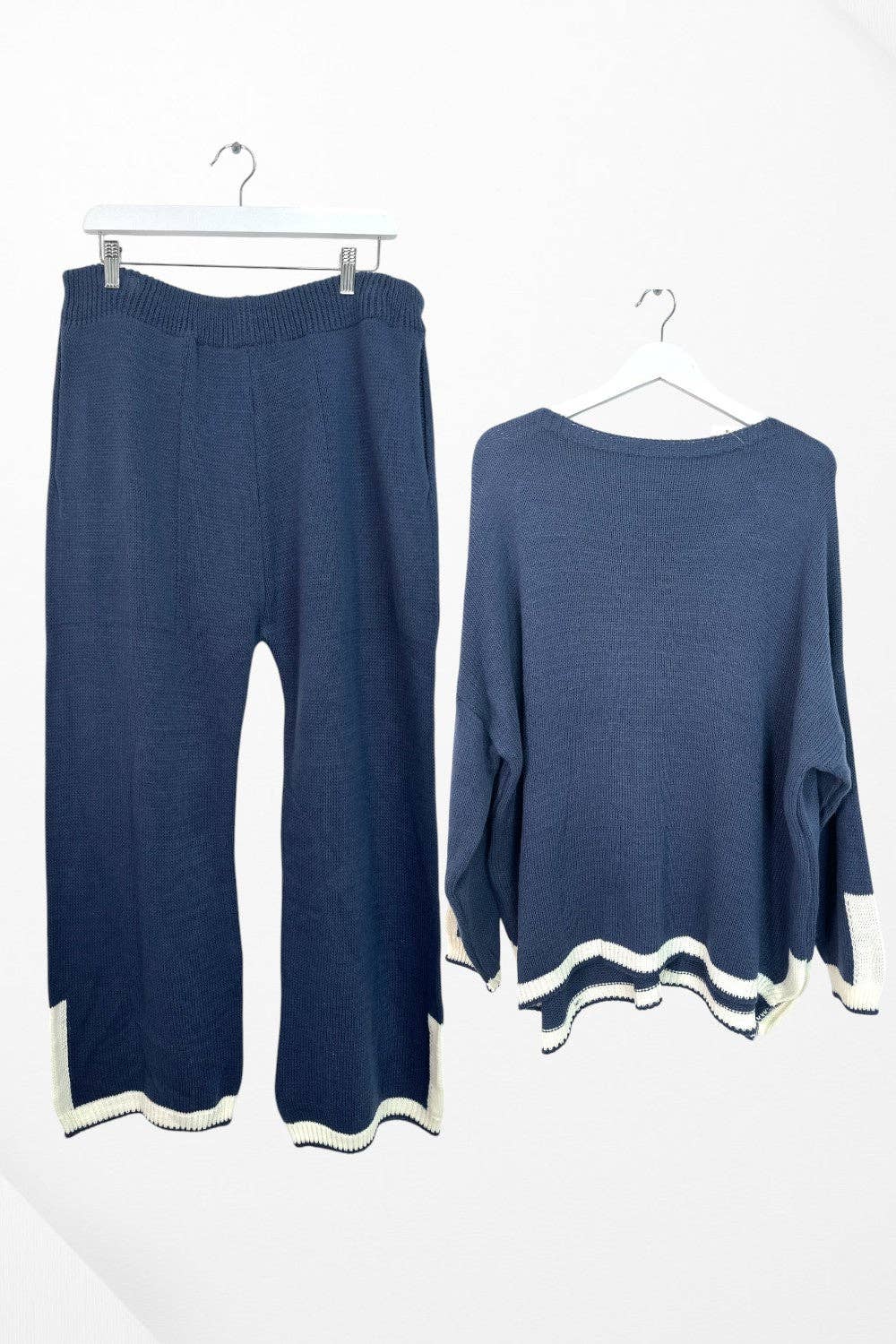 Miss Bold – wholesale Mjukisset – Dam – Italienskt oversize stickat set med kontrasterande kanter8