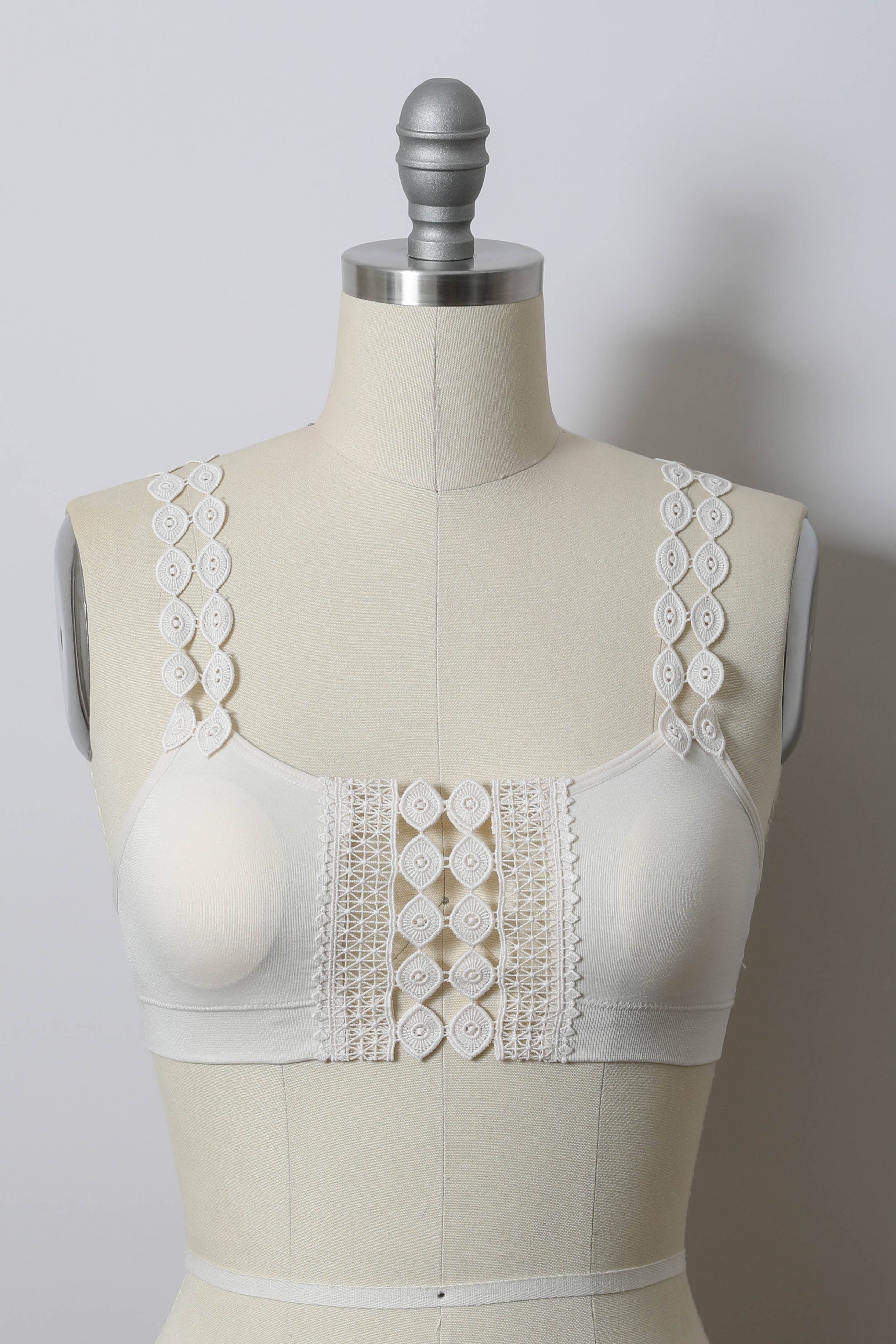 Leto Accessories - Vente Brassière – femme - Bralette en dentelle bohème douce avec détails appliqués 😍0