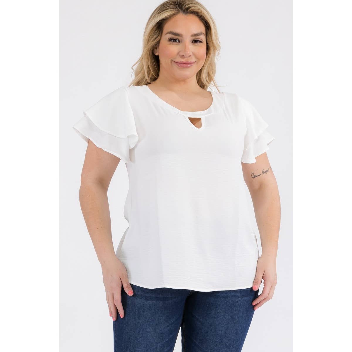 Curve Market - Vente Chemisier – femme - CHEMISIER TAILLE PLUS AVEC MANCHES VOLANTÉES ET TROU DE SERRURE10
