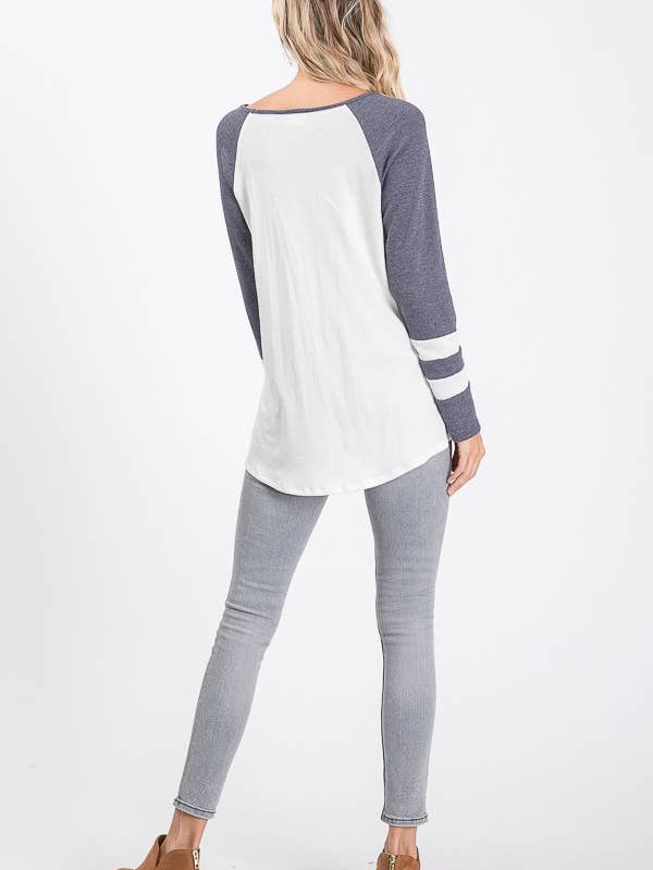 lovely melody - Vente Chemise – femme - T8094 - MANCHES LONGUES AVEC RAYURES ET DÉTAIL AU NIVEAU DU COU6