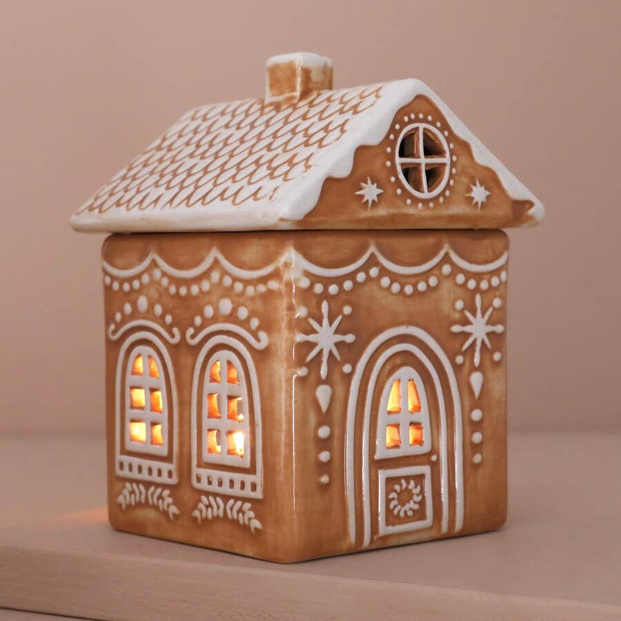 Lisa Angel - Wholesale Wax Warmer - Ceramic Gingerbread House Wax Warmer -Not available to EU4