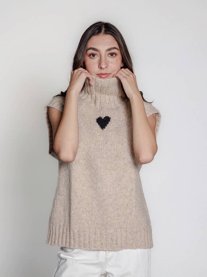 Kleine Herz Weste für den Großhandel von YAPA