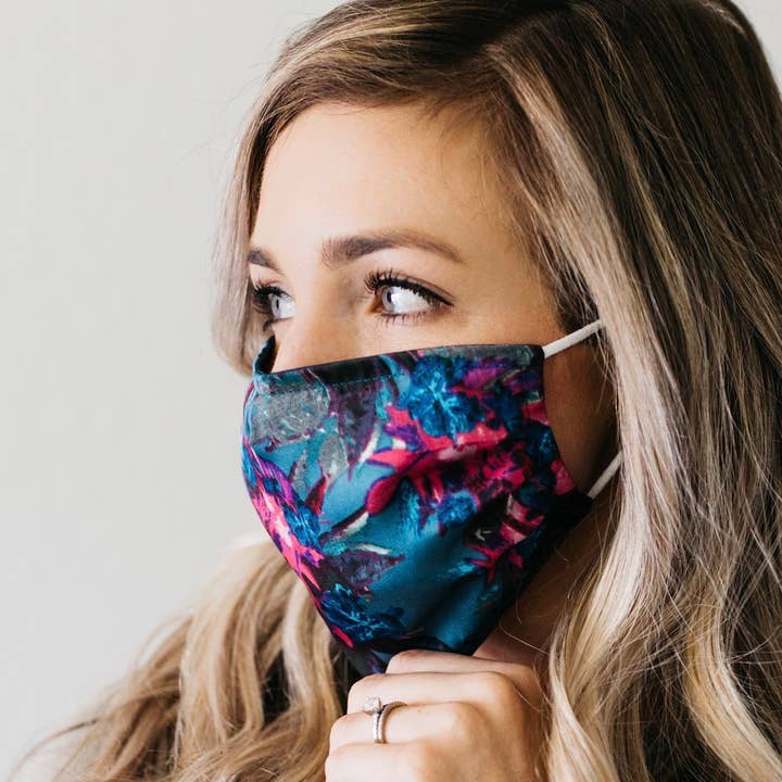 Soul Perch – wholesale Icke-medicinsk engångsmask – Blommig Satin ansiktsmask8