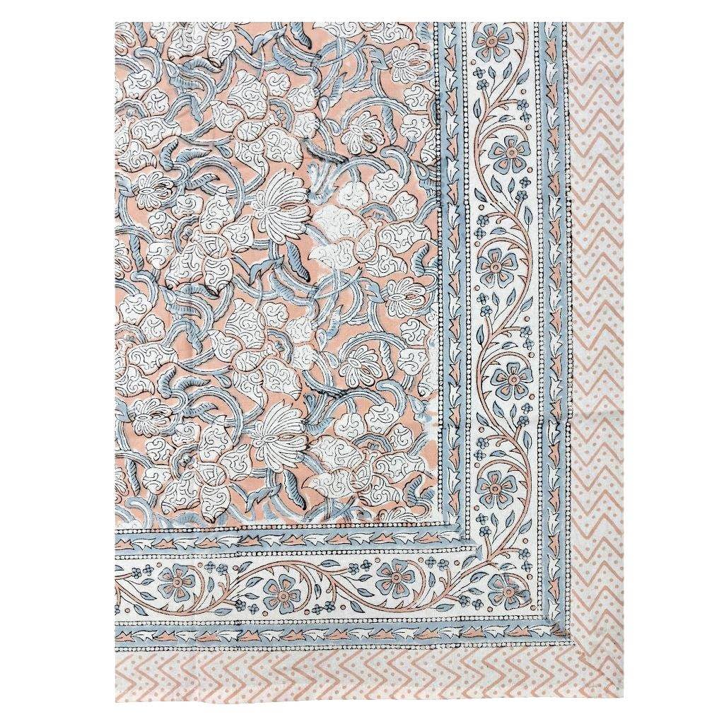 Status Collections – Großhandel Tischdecken – Tischdecke aus Baumwolle mit floralen Blockdruck in Rosa/Grau, 150 x 220 cm0