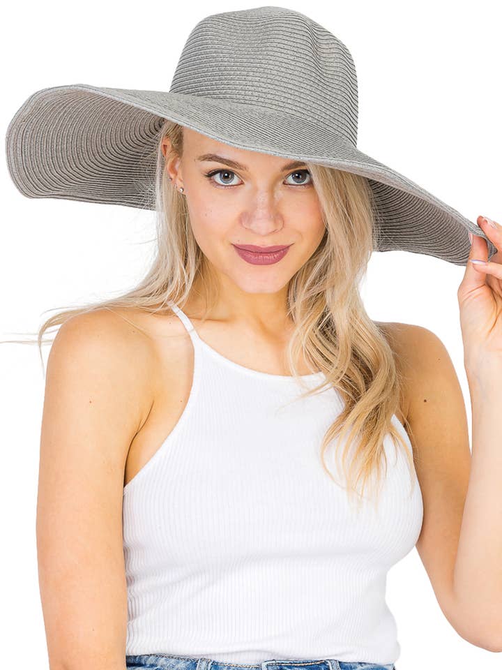 Chapeau de plage en paille à large bord pour la vente par Cap Zone