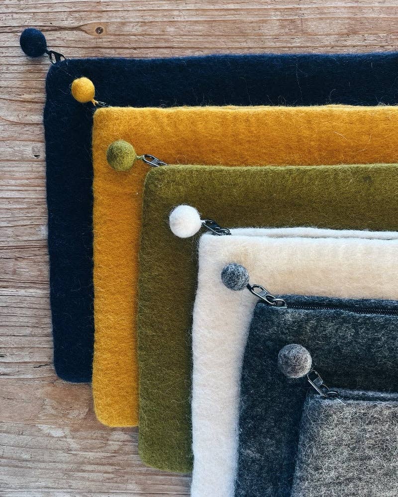 New Heidi - Wholesale Laptop/Tablet Case - Women's - Felt laptop sleeve – Elegant protection5