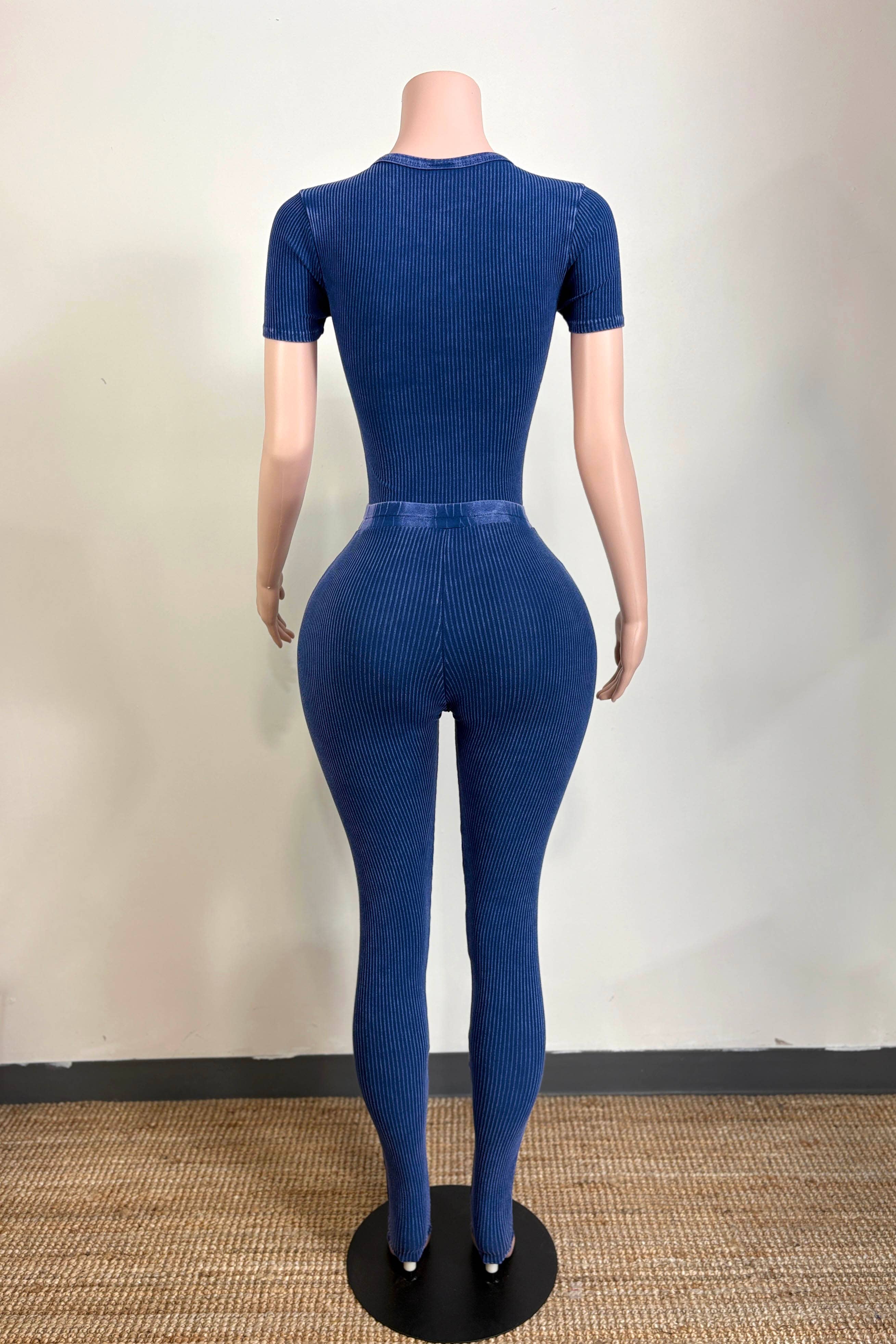 Dalia Studio – Engroshandel Jumpsuit - Dame – MINERALVASKET FORLYNLÅS KONTOUR JUMPSUIT9