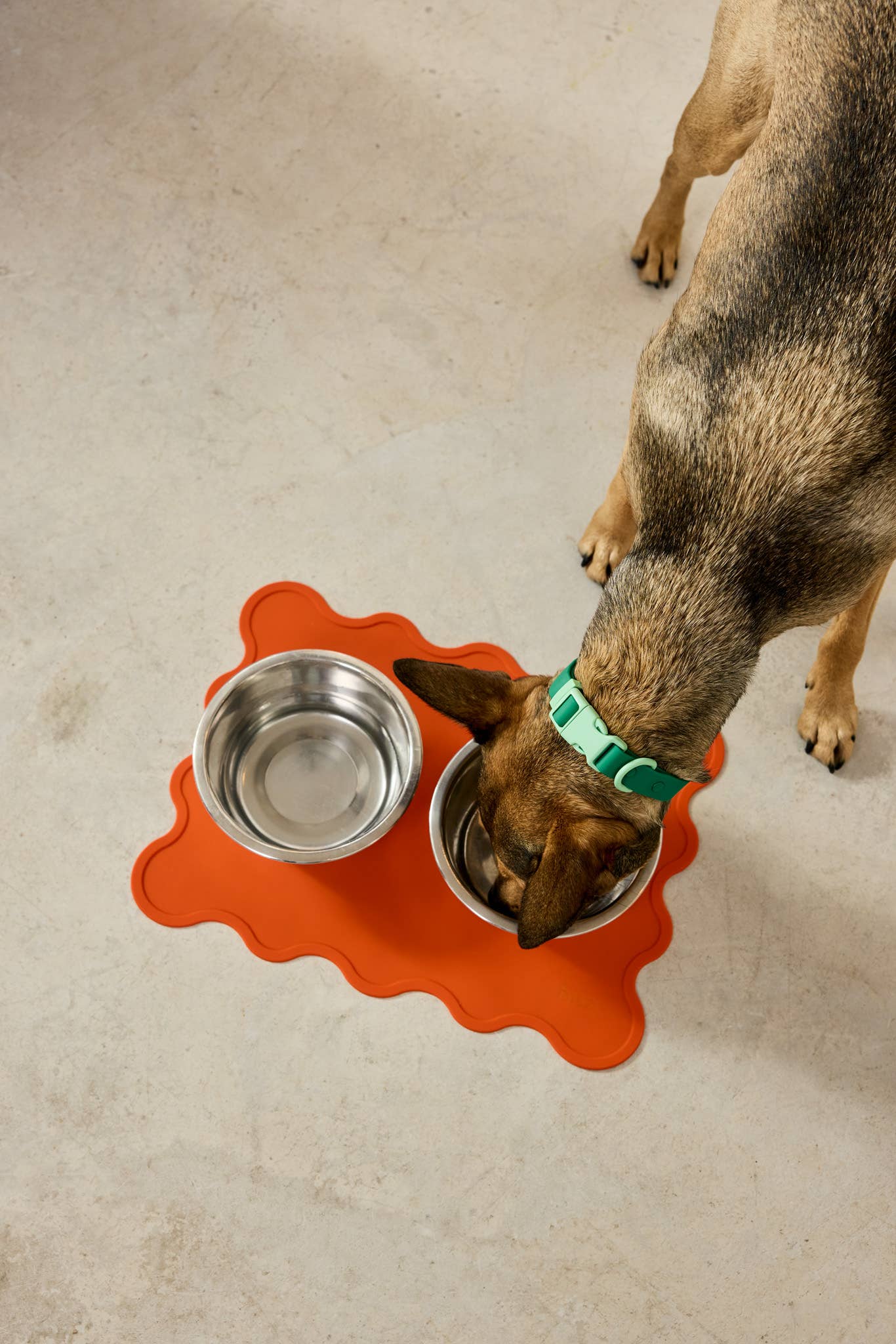 Approved by Fritz - USA - Wholesale Pet Food Mat - Dog - The Fritz Bowl Mat For Dogs | For Ceramic Bowls, Stainless 4