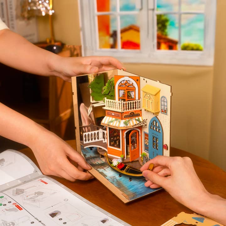 Hands Craft - Wholesale Puzzle - Kids - DIY Book Nook Kit: Romantic Venice with Dust Cover5