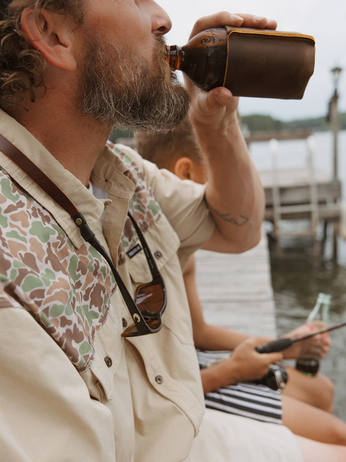 Lindy Leather - Wholesale Drink Huggers & Koozies - Leather Sewn Can Cooler7