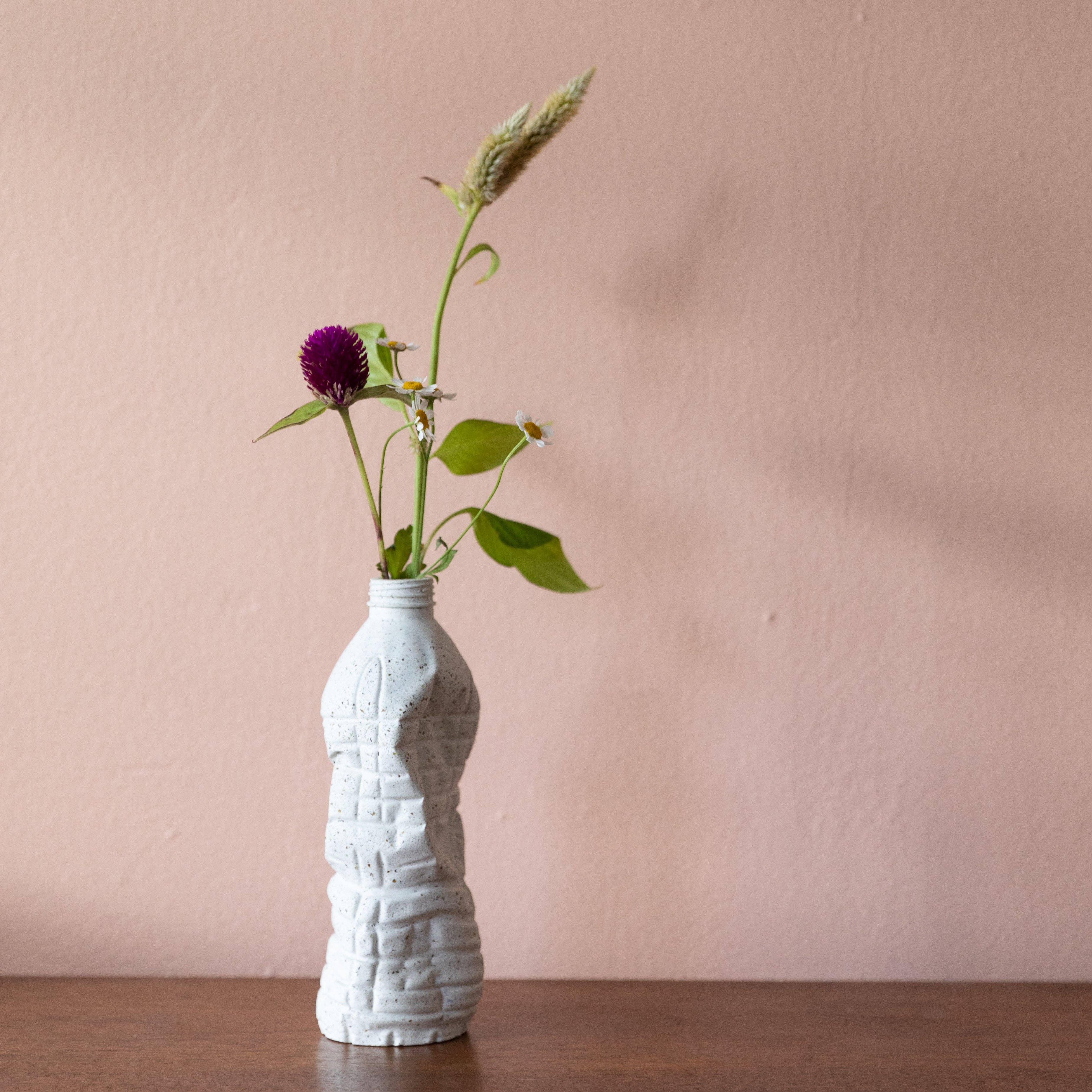 pretti.cool - Wholesale Vase - The Garbage Collection: Water Bottles2