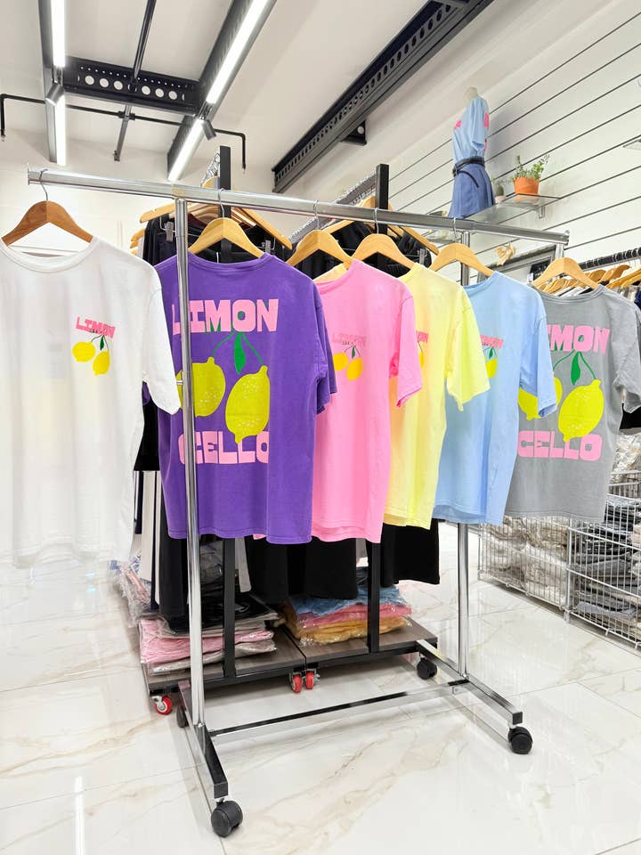 Chilli Girl Collection - Wholesale Screen Printed T-Shirt - Women's - Round neck cotton t-shirt with lemon print