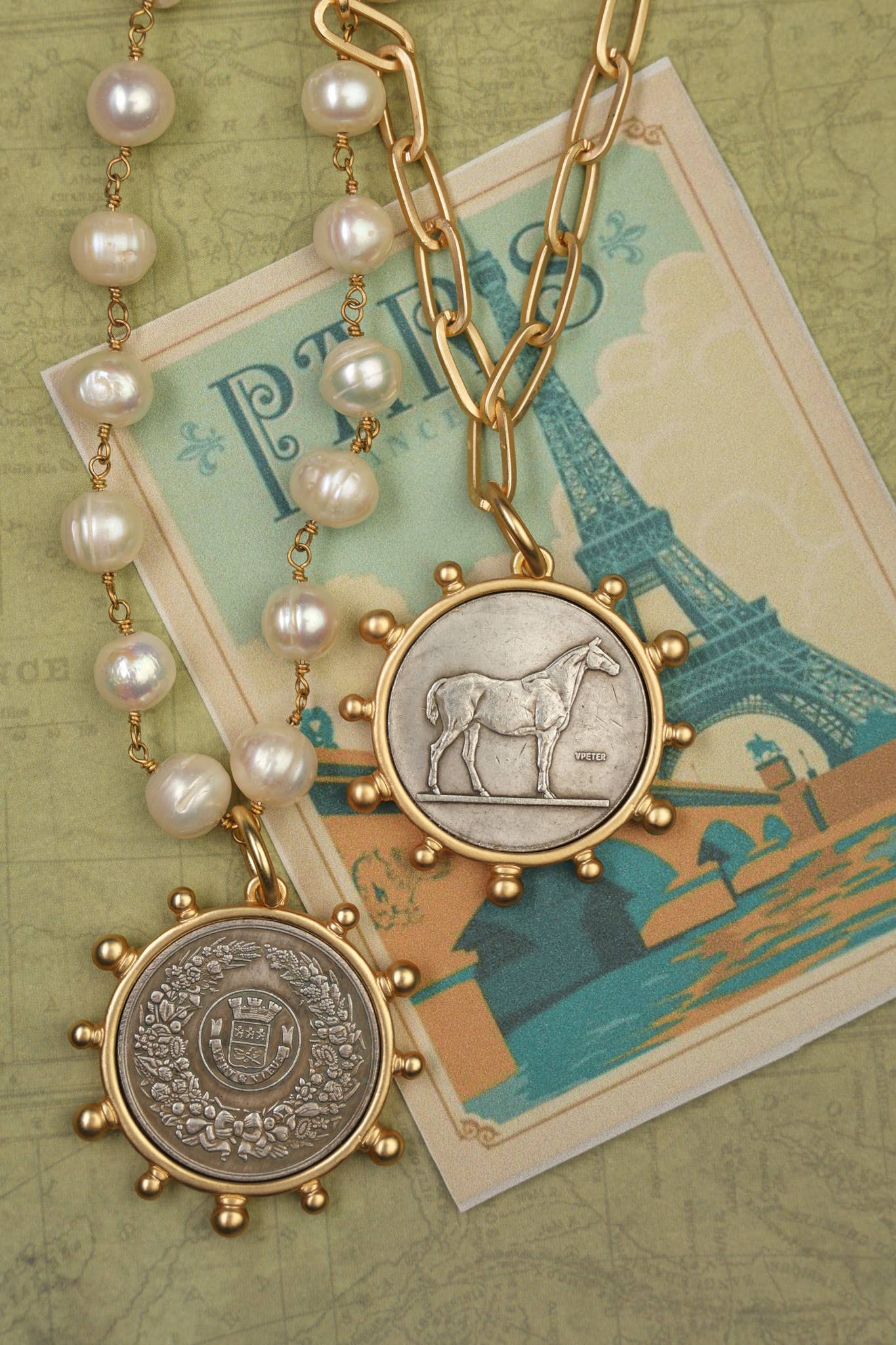 ali & bird jewelry - Wholesale Halskettinghanger - Parelketting en munthanger met paard1